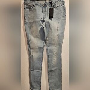 Poetic Justice Madison Skinny Distressed Jeans NWT Sz. 32